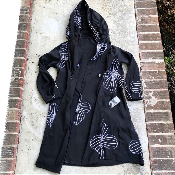 💸SOLD💸Mycra Pac Donatella butterfly raincoat